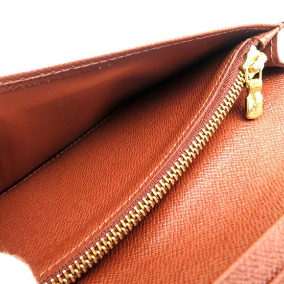 LOUIS VUITTON Brown Monogram Wallet - Picture 7 of 10